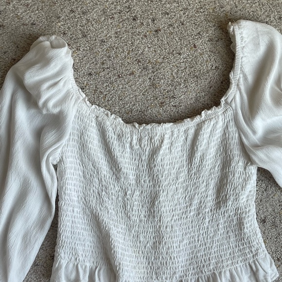 Becaal Top - Picture 2 of 4